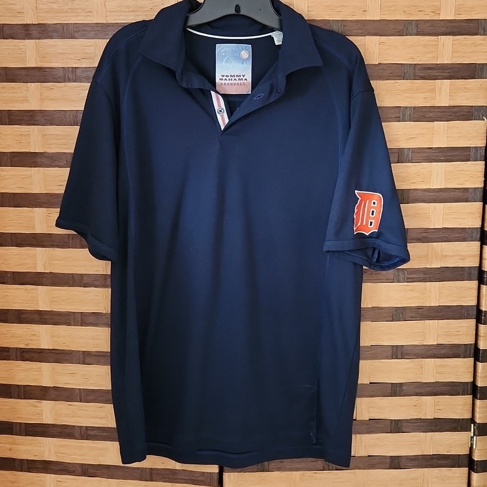 Tommy Bahama Detroit Tigers shirt